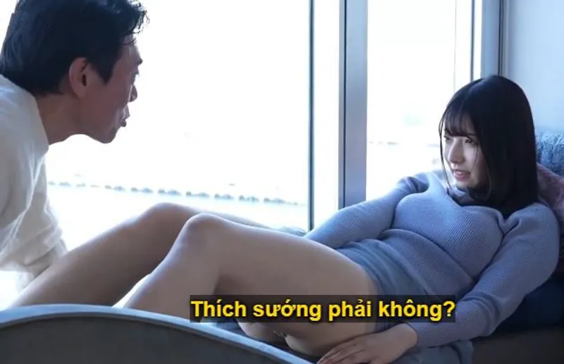 Buổi hẹn hò giữa ông bác và cô diễn viên trẻ mới chân ướt chân ráo tại nhà nghỉ.